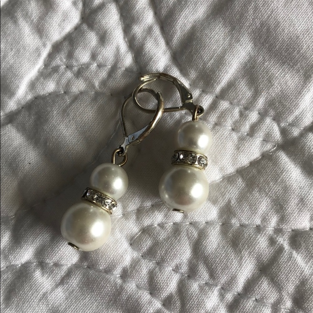 Pearl earrings